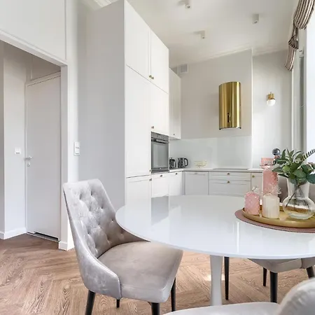 Margi Aura Lux Large And Very Glam Apartment
